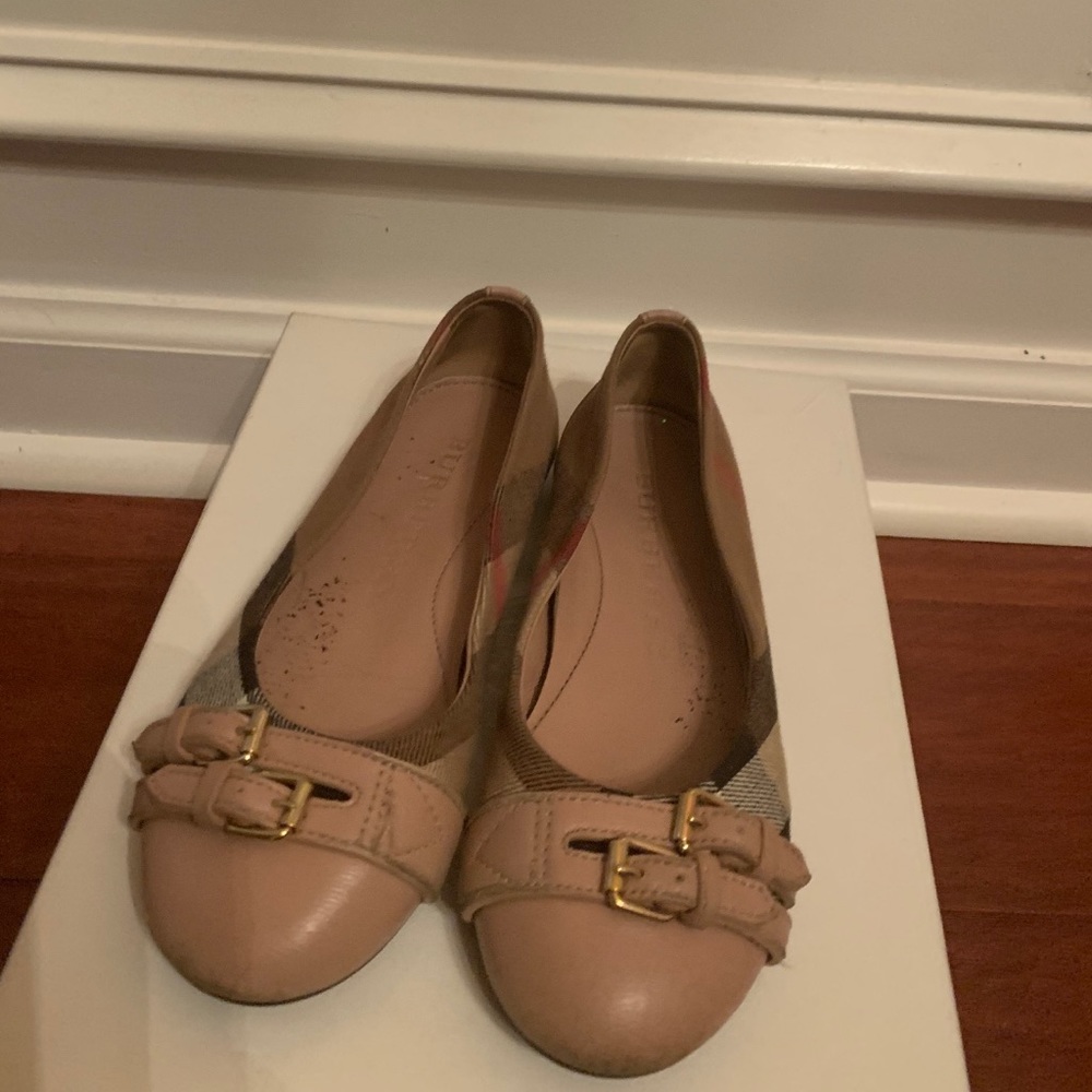 Burberry kids shoes